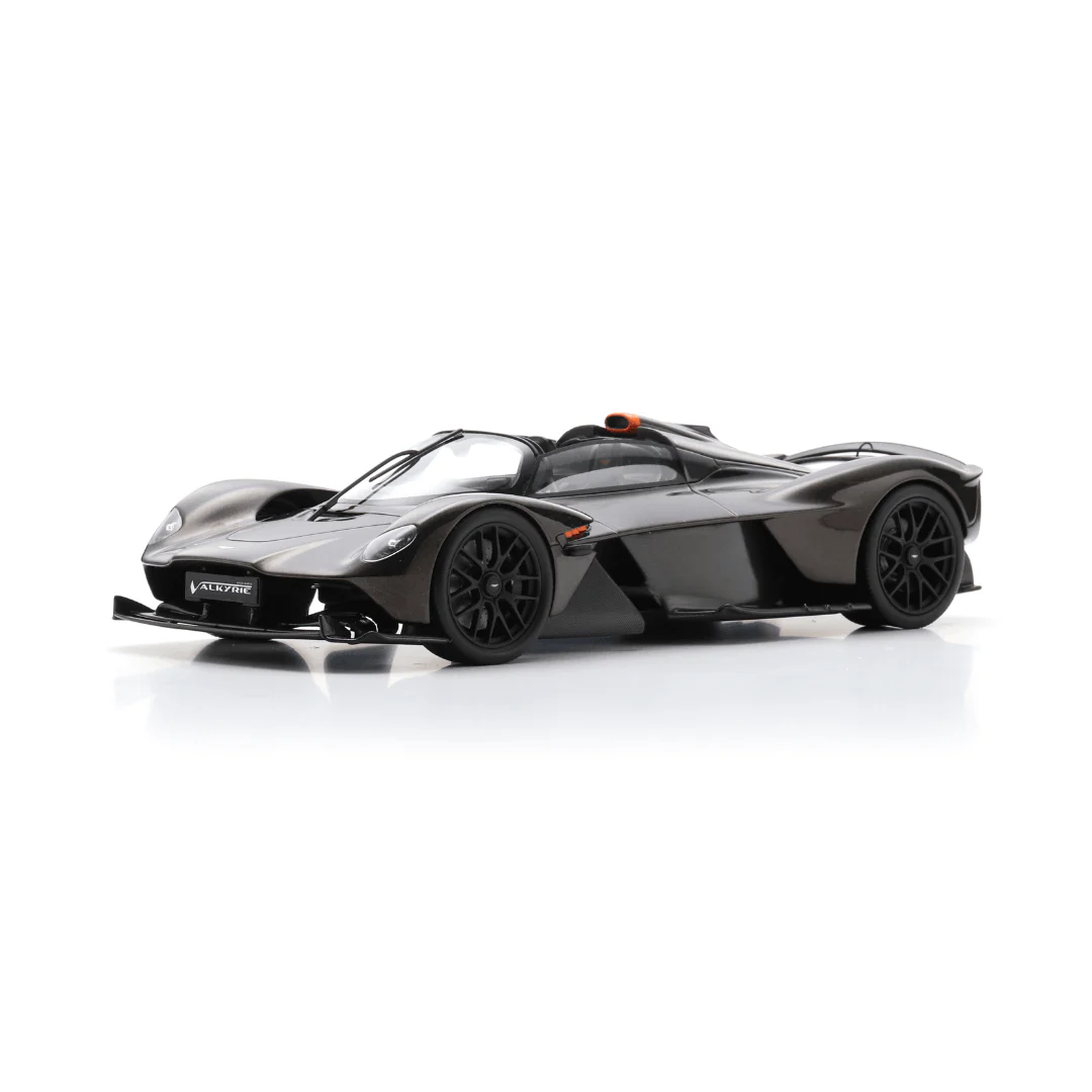 Aston Martin Valkyrie Spider 2024  - 1:43 & 1:18 Spark Model Car - Image 3