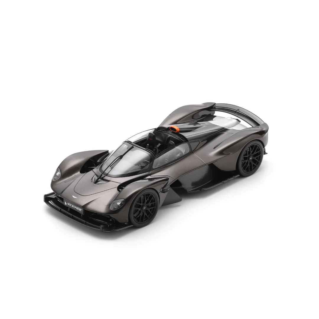 Aston Martin Valkyrie Spider 2024  - 1:43 & 1:18 Spark Model Car - Image 5