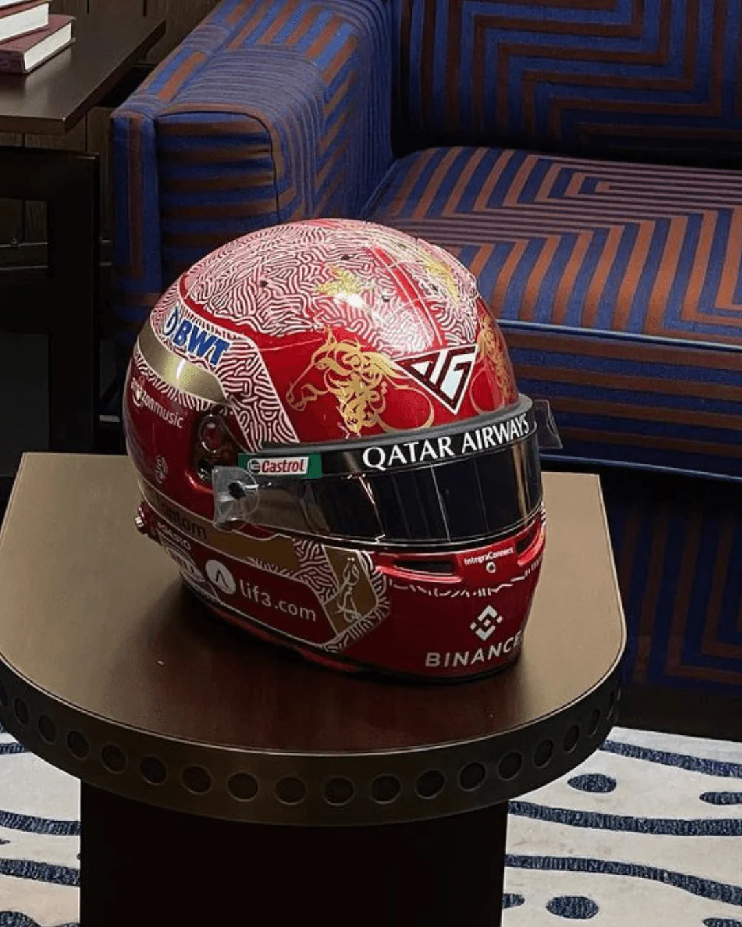 BWT Alpine F1 Team - Pierre Gasly - Qatar GP 2023 1/5 Proportion Mini Helmet - Image 2