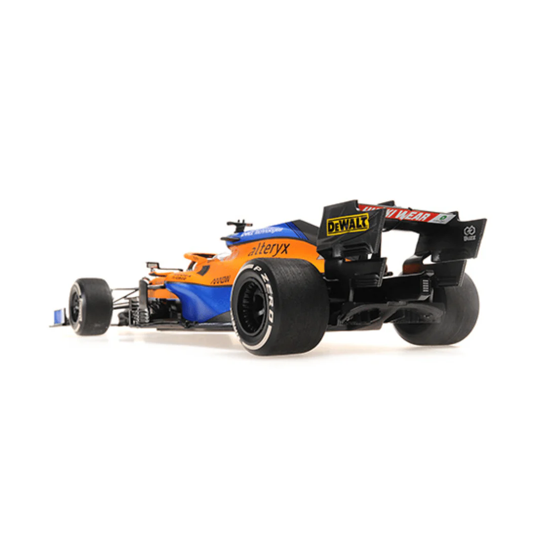 Daniel Ricciardo Italy GP Monza 2021 McLaren F1 MCL35M Model Car - Minichamps - Image 6