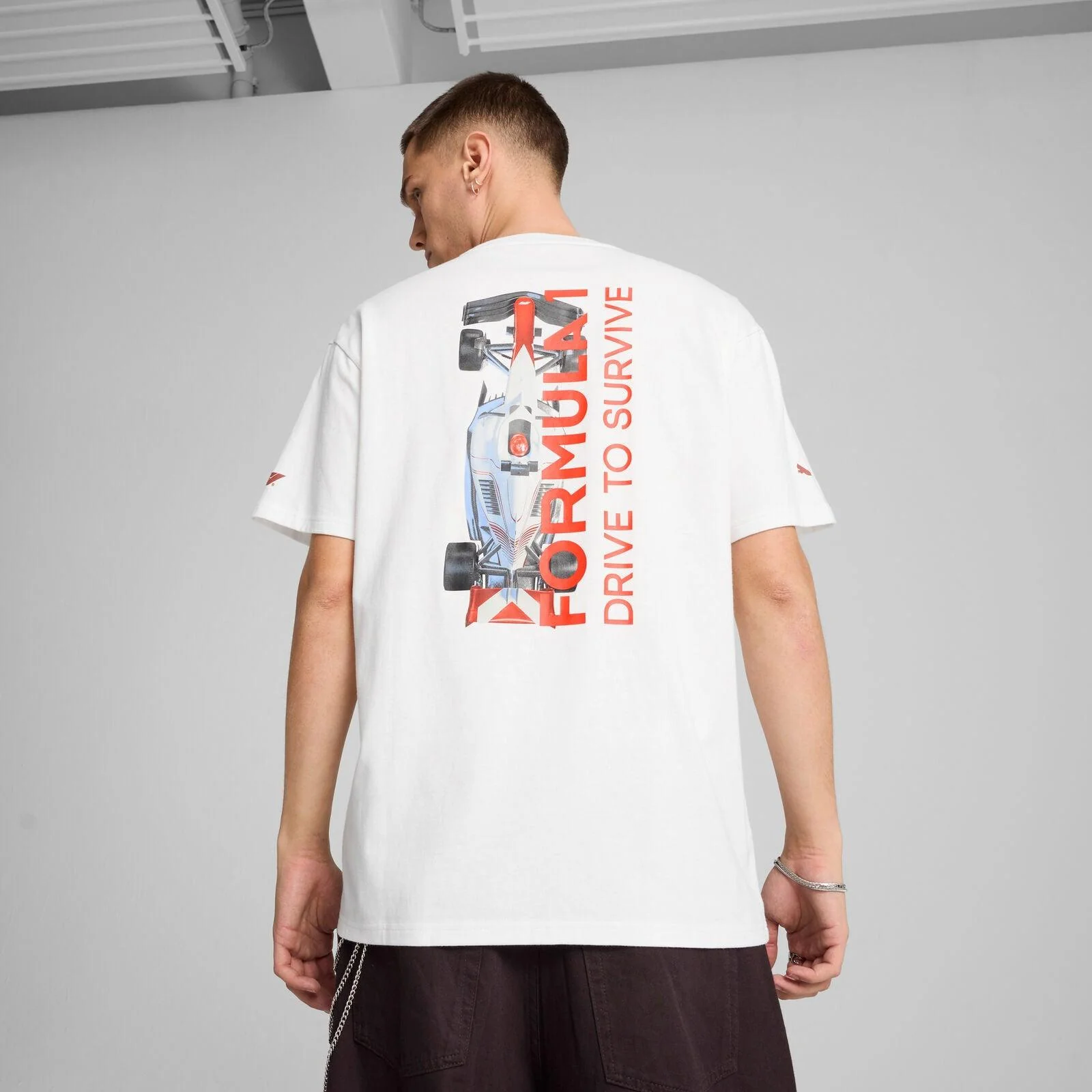 F1 Collection PUMA F1® Drive to survive Relaxed Graphic T-shirt - White - Image 4