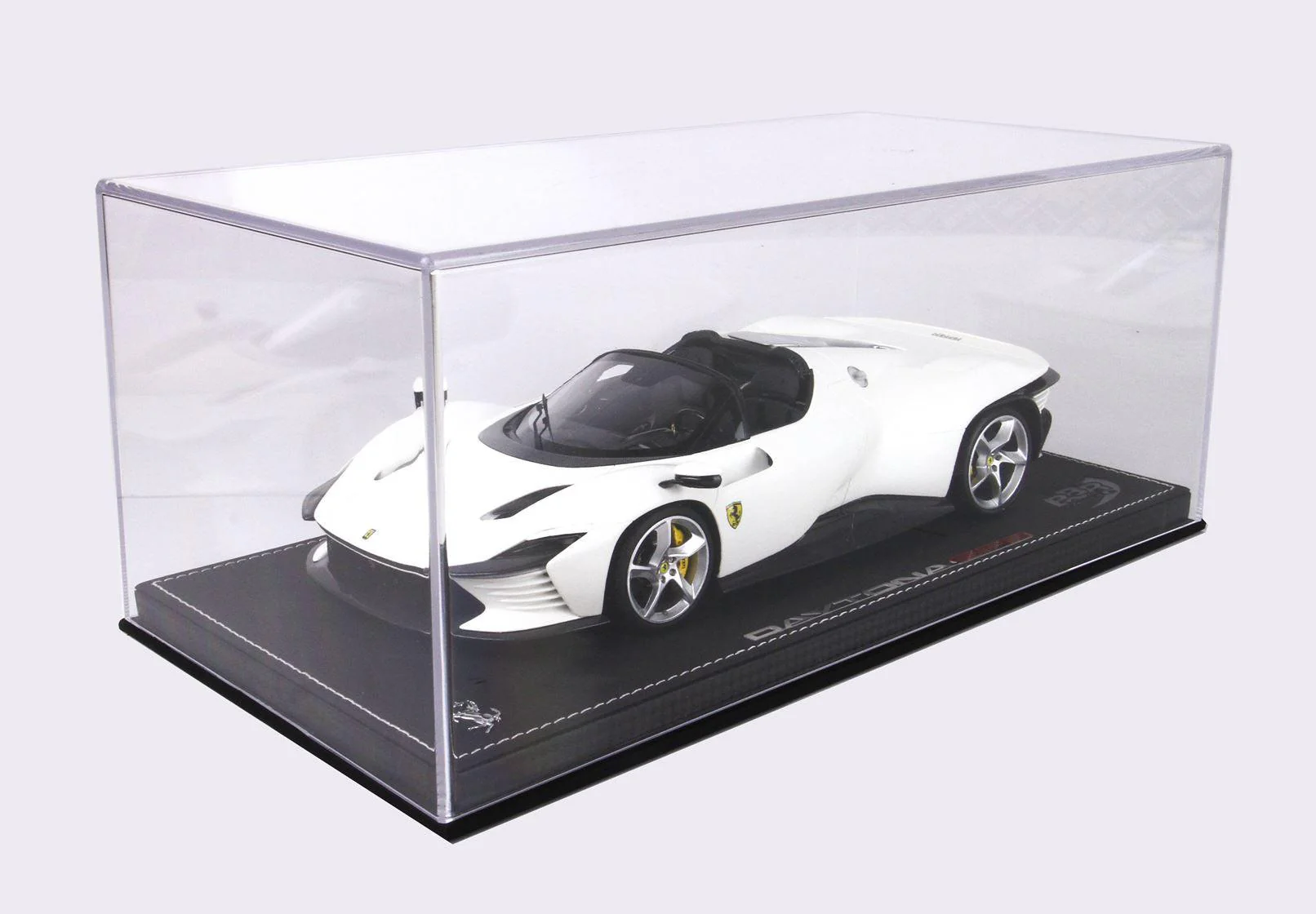 Ferrari Daytona SP3 Icona Metallic Matt Italian White 1:18 - BBR - Image 3