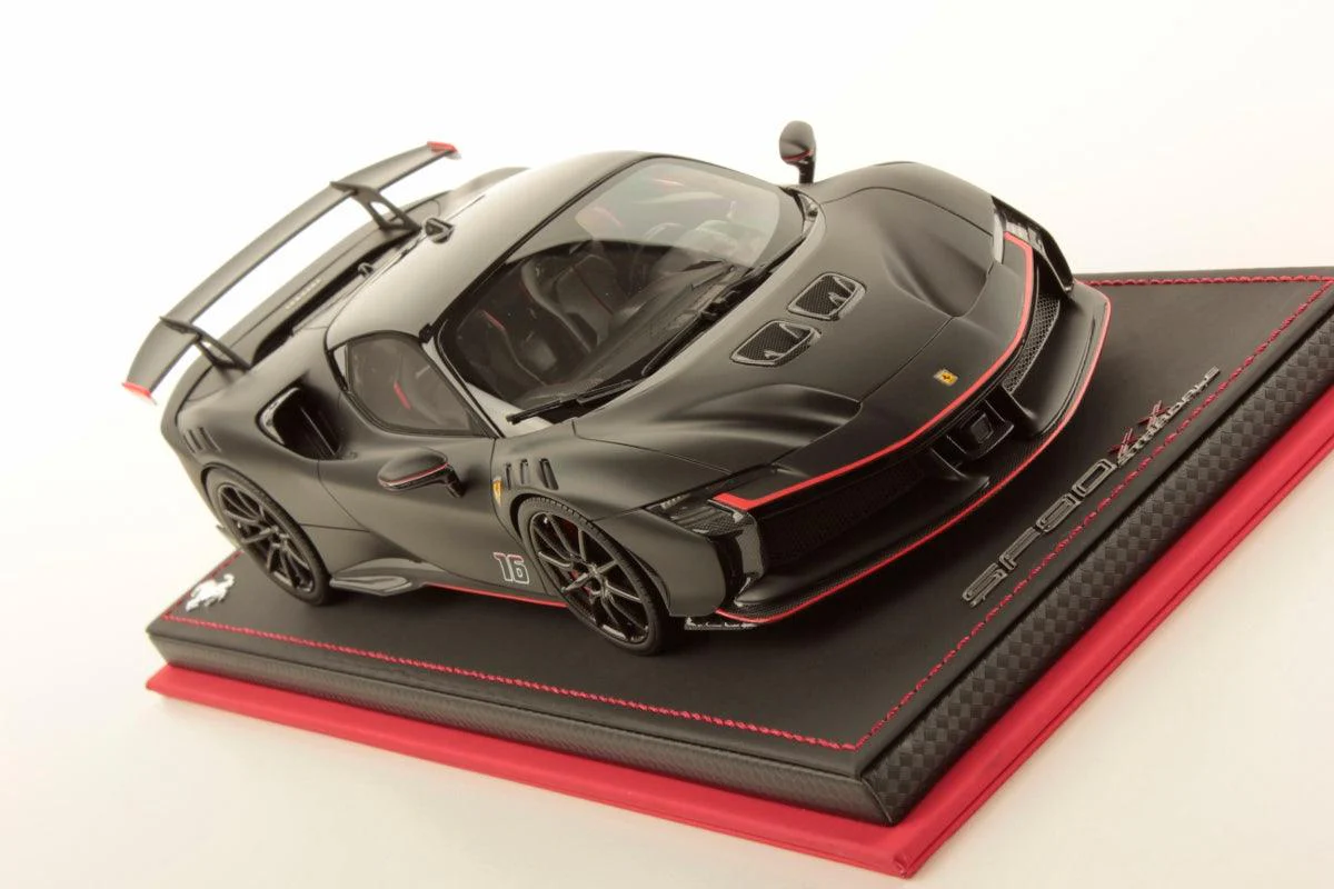 Ferrari SF90 XX Stradale Matt Bl/Shiny Bl Roof Limited Edition 99 pcs - 1:18 MR Collection - Image 3