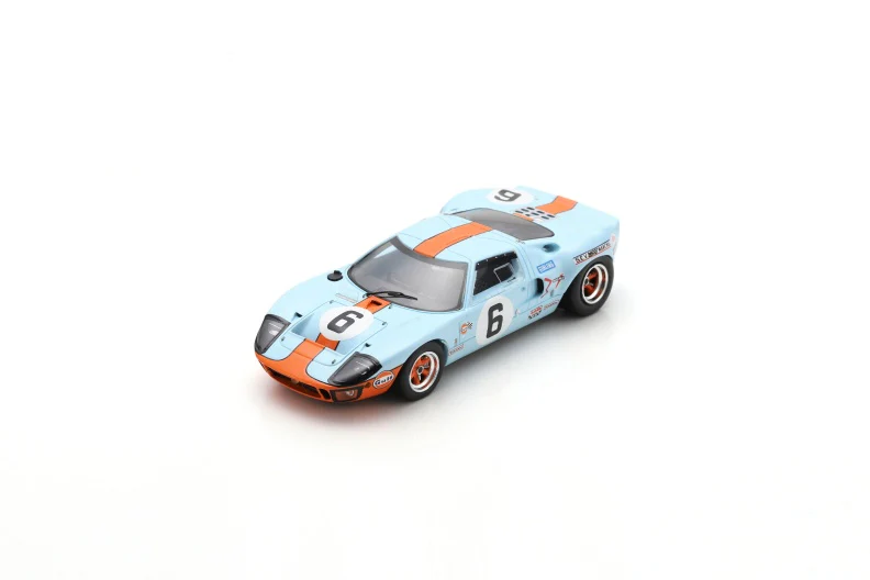 Ford GT 40 No.6 Winner 24H Le Mans 1969 - Spark 1:43 Le Mans Heritage Model