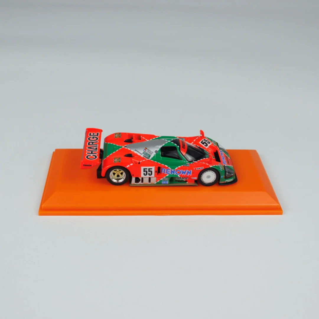 Kyosho 1:64 Mazda 787B (NO.55) Diecast Car Model With Book (Simplified Chinese) - Image 10
