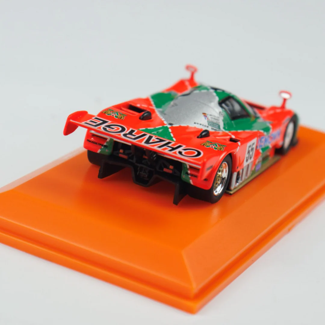 Kyosho 1:64 Mazda 787B (NO.55) Diecast Car Model With Book (Simplified Chinese) - Image 14