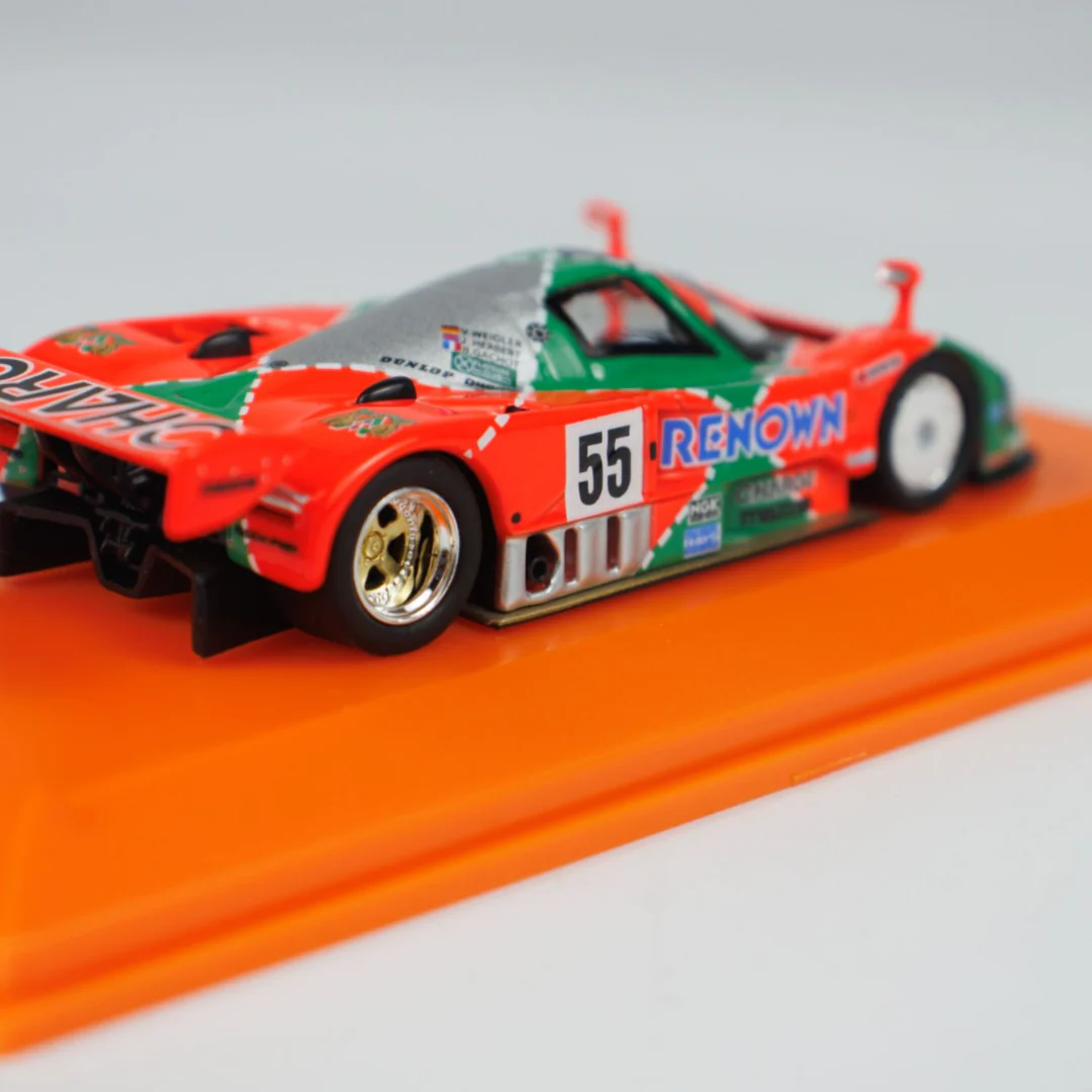Kyosho 1:64 Mazda 787B (NO.55) Diecast Car Model With Book (Simplified Chinese) - Image 15
