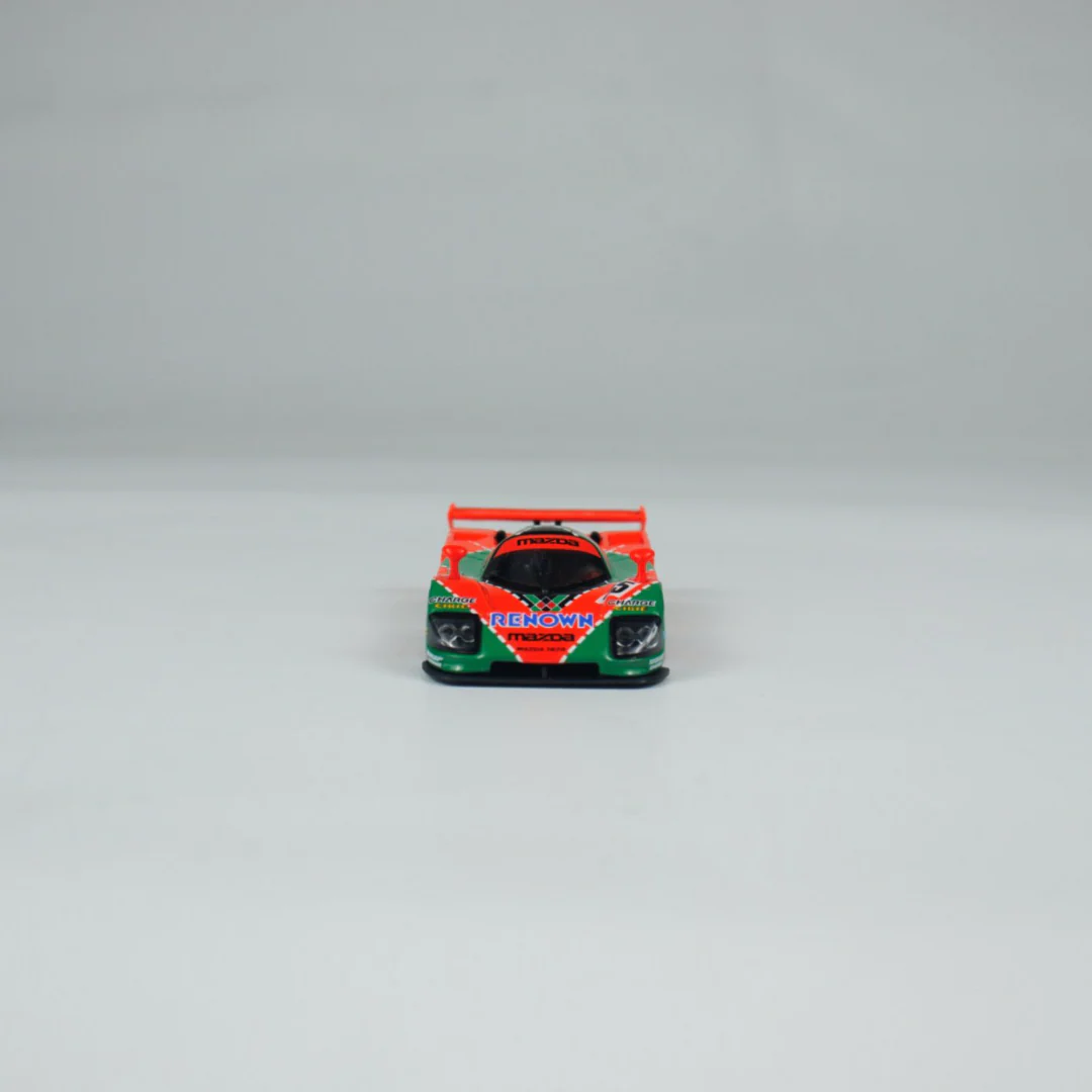 Kyosho 1:64 Mazda 787B (NO.55) Diecast Car Model With Book (Simplified Chinese) - Image 21
