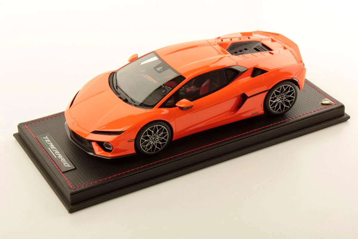Lamborghini Temerario Arancio Apodis - 1:18 MR Collection - Image 4