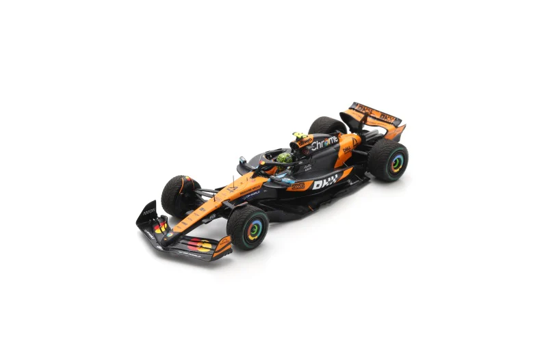 Lando Norris - Australian GP 2025 Winner McLaren MCL39 Model Car - Spark Model - Image 4