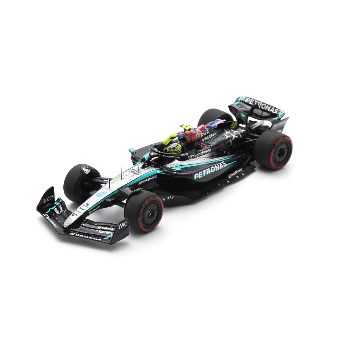 Lewis Hamilton British GP 2024 Mercedes F1 W15 (With British Flag) Model Car - Spark Model - Image 2