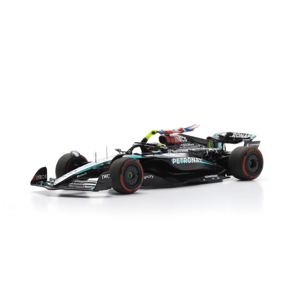 Lewis Hamilton British GP 2024 Mercedes F1 W15 (With British Flag) Model Car - Spark Model - Image 4