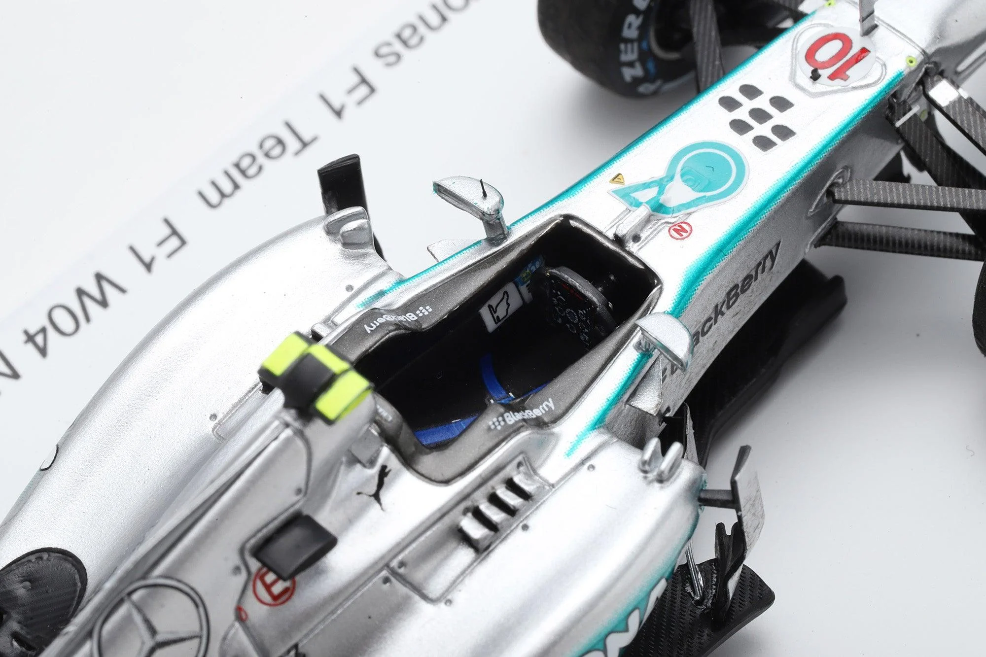 Lewis Hamilton Hungarian GP 2013  Mercedes F1 W04 1st Win with Mercedes (With Pit Board & Figurine ) Model Car - Spark Model - Image 3