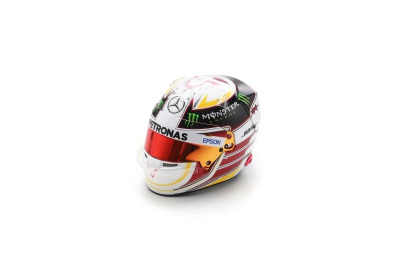 Lewis Hamilton Helmet - Mercedes AMG F1 US GP 2015 3x World Champion - 1/5 Proportion Spark Mini Helmet - Image 4