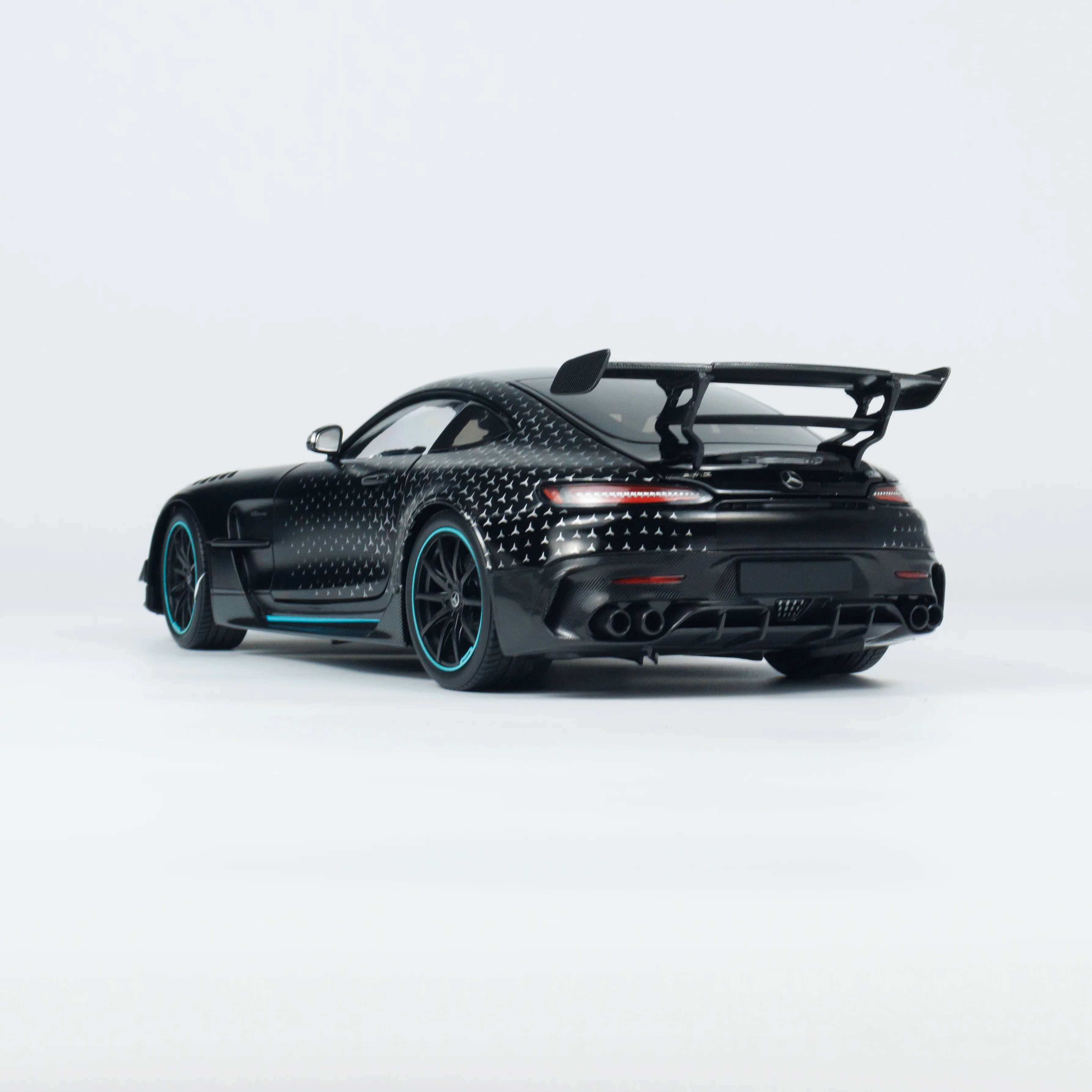Mercedes-AMG GT Black Series Project One Edition - Minichamps 1:18 Model Car - Image 3