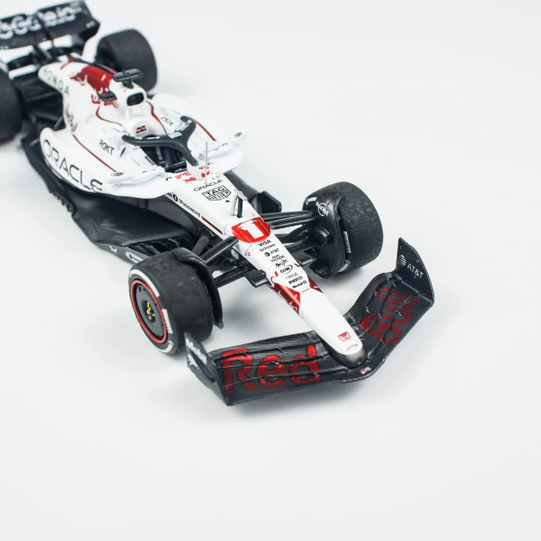 Max Verstappen | Red Bull RB21 Japan GP 2025 Winner Special Livery Limited Edition | 1:43 Minichamps Model Car - Image 7