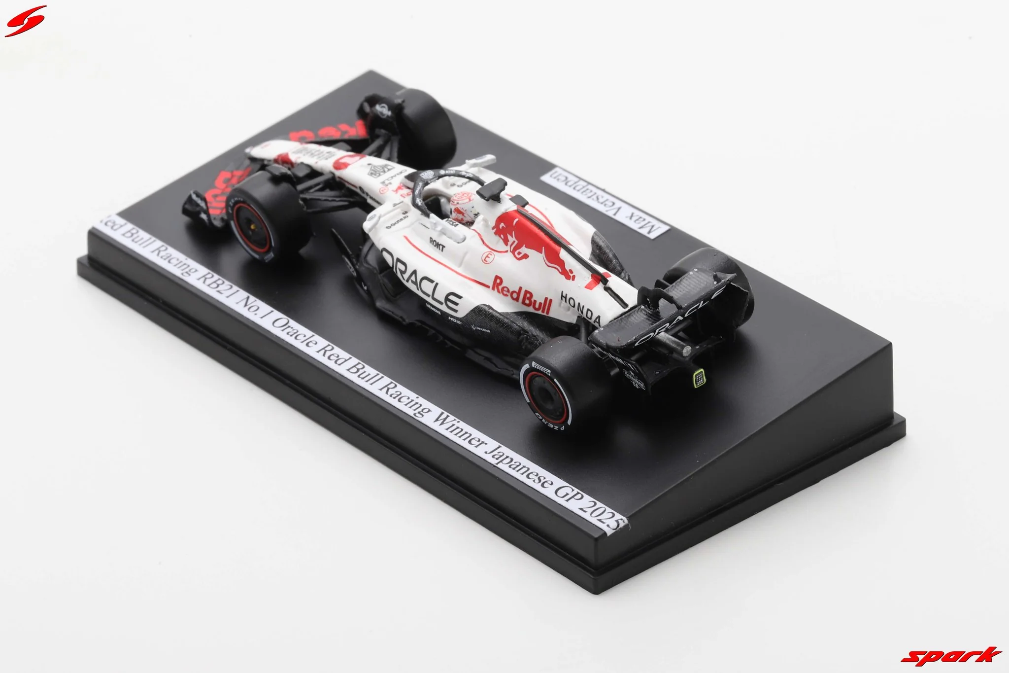 Red Bull Racing RB21 Japan Special Livery - Max Verstappen & Yuki Tsunoda – Japanese GP 2025 Model Car Scale 1:64 Sparky - Image 5