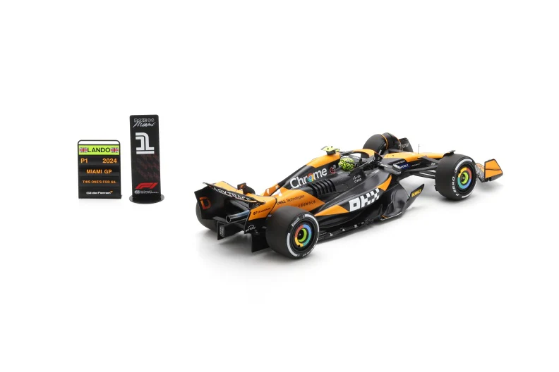 Scale 1:12 | Lando Norris McLaren F1 Team MCL38 No.4 Winner Miami GP 2024 Model Car - SPARK MODEL - Image 2
