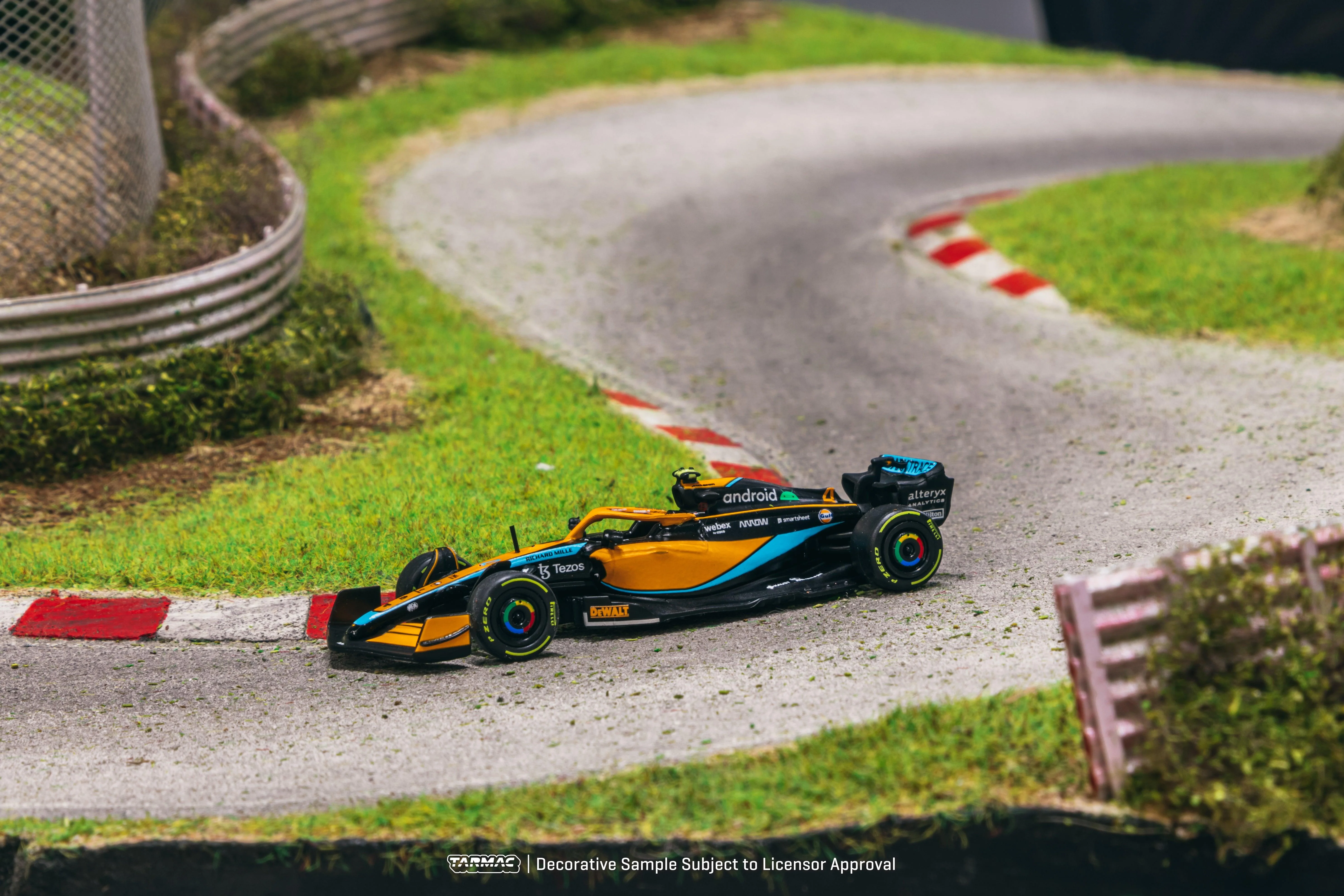 Scale 1/64 - McLaren MCL36 Emilia Romagna Grand Prix 2022 Lando Norris - Tarmac Works - Image 6