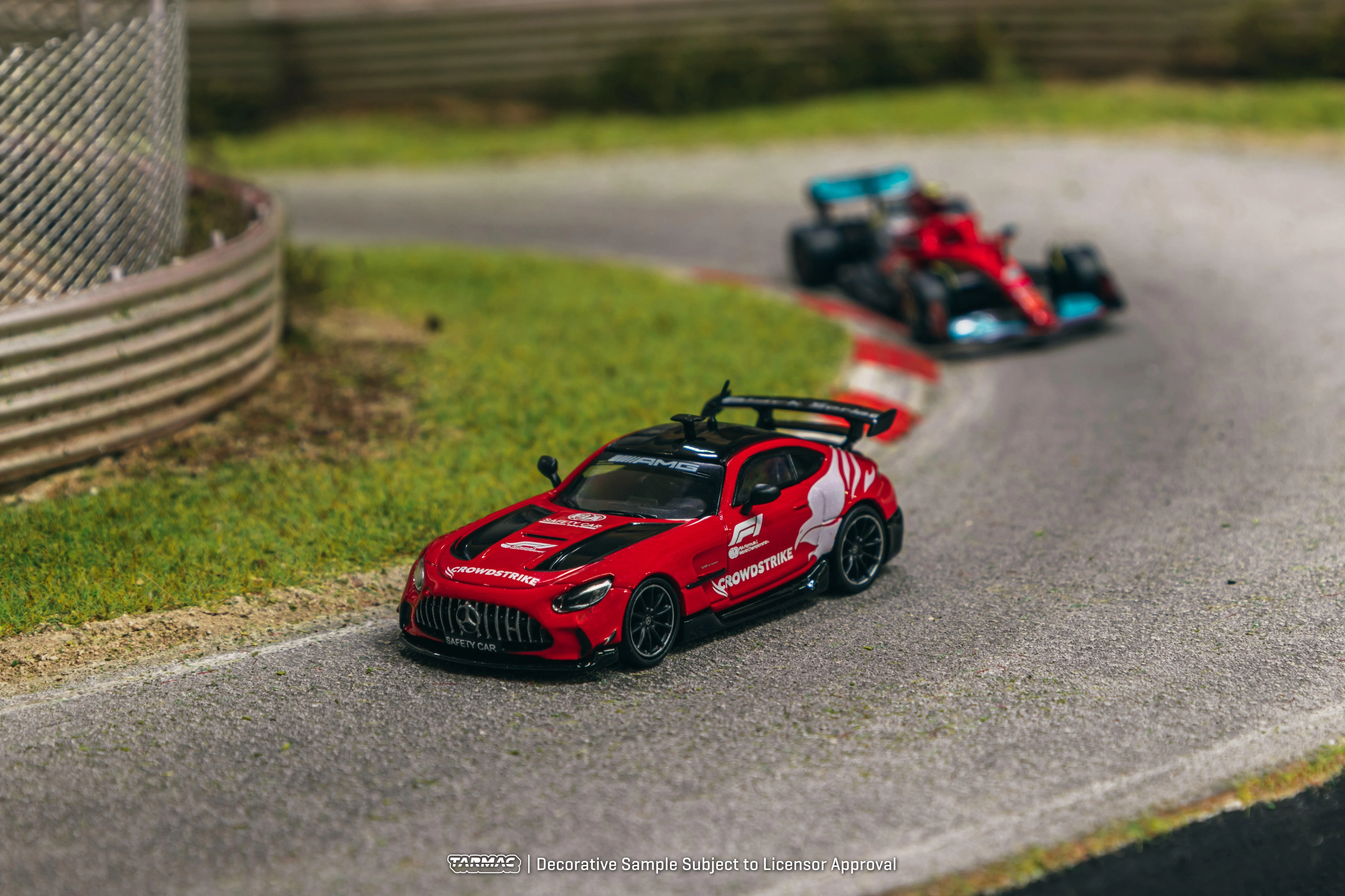 Scale 1:64 - Mercedes-Benz AMG GT Black Series Safety Car - Tarmac Works - Image 3