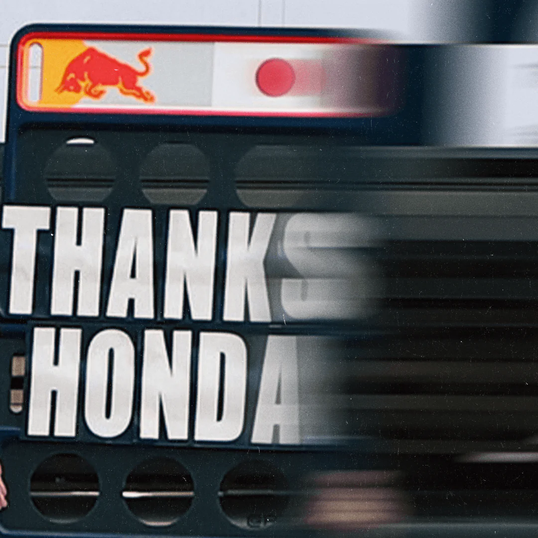 Yuki Tsunoda - Red Bull RB21 Japan GP 2025 - Special Livery Model Car - Spark Model - Image 3
