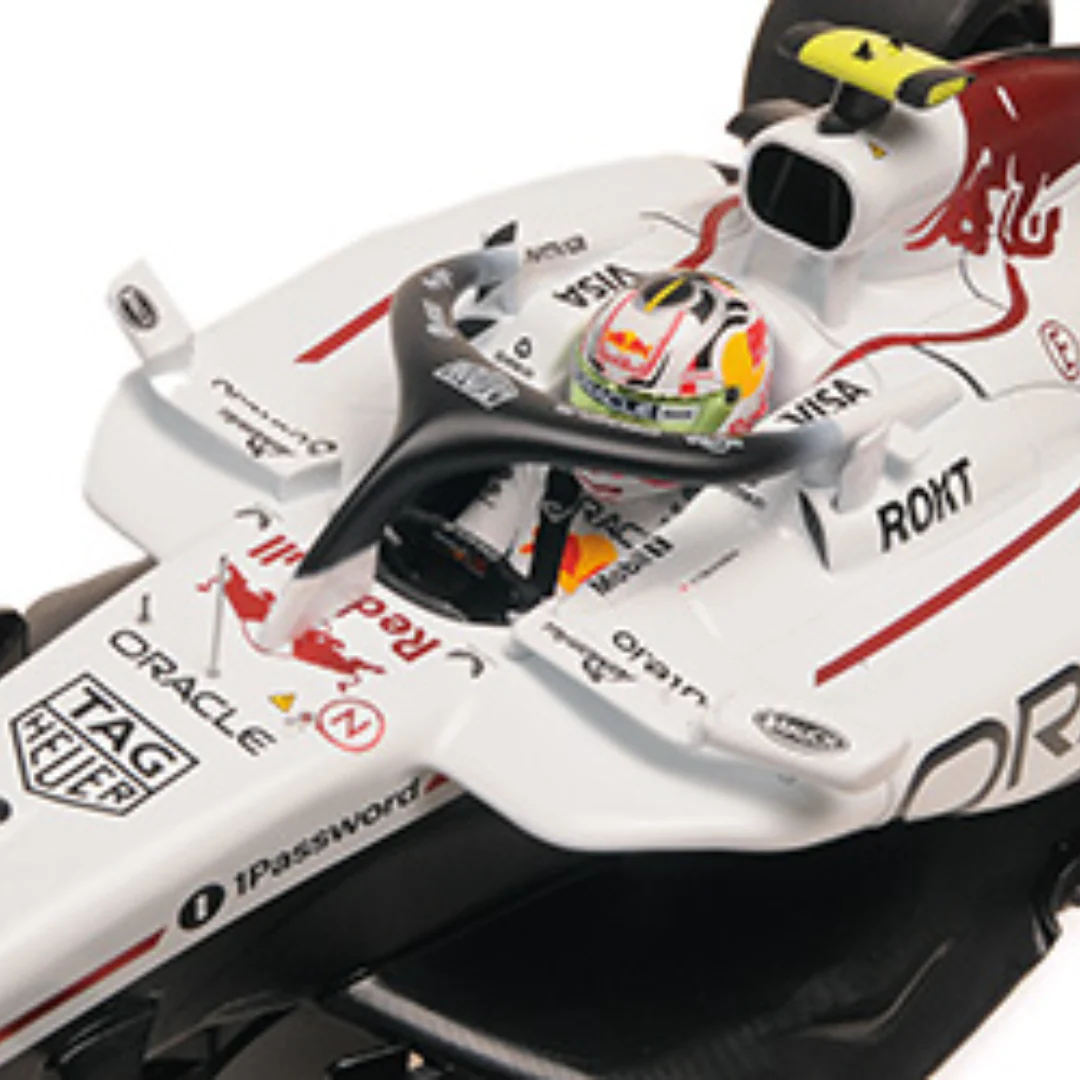 Yuki Tsunoda - Red Bull RB21 Japan GP 2025 Winner Special Livery  Model Car - Minichamps - Image 3